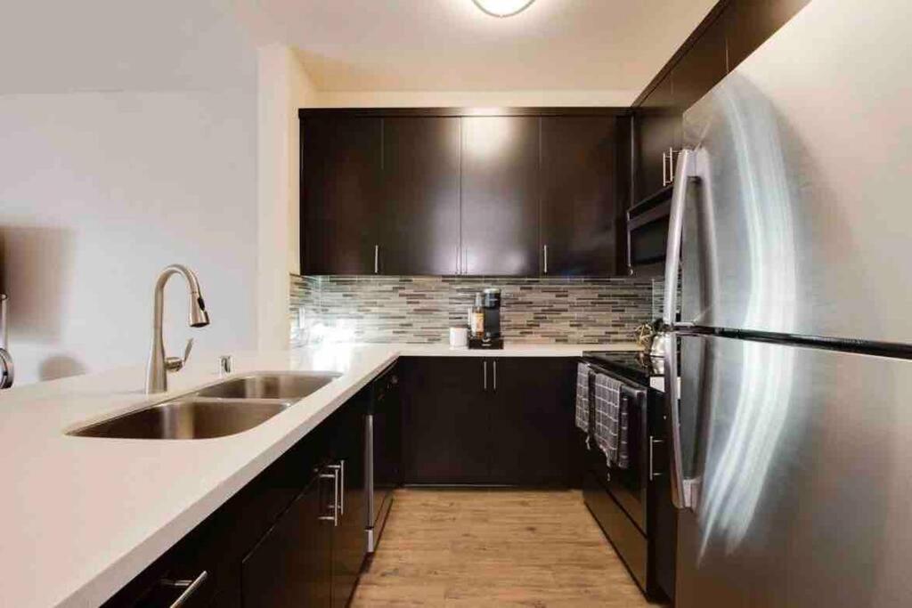 The Nest A Spacious 1 Bedroom Apartment With A Pool View Los Angeles Luaran gambar