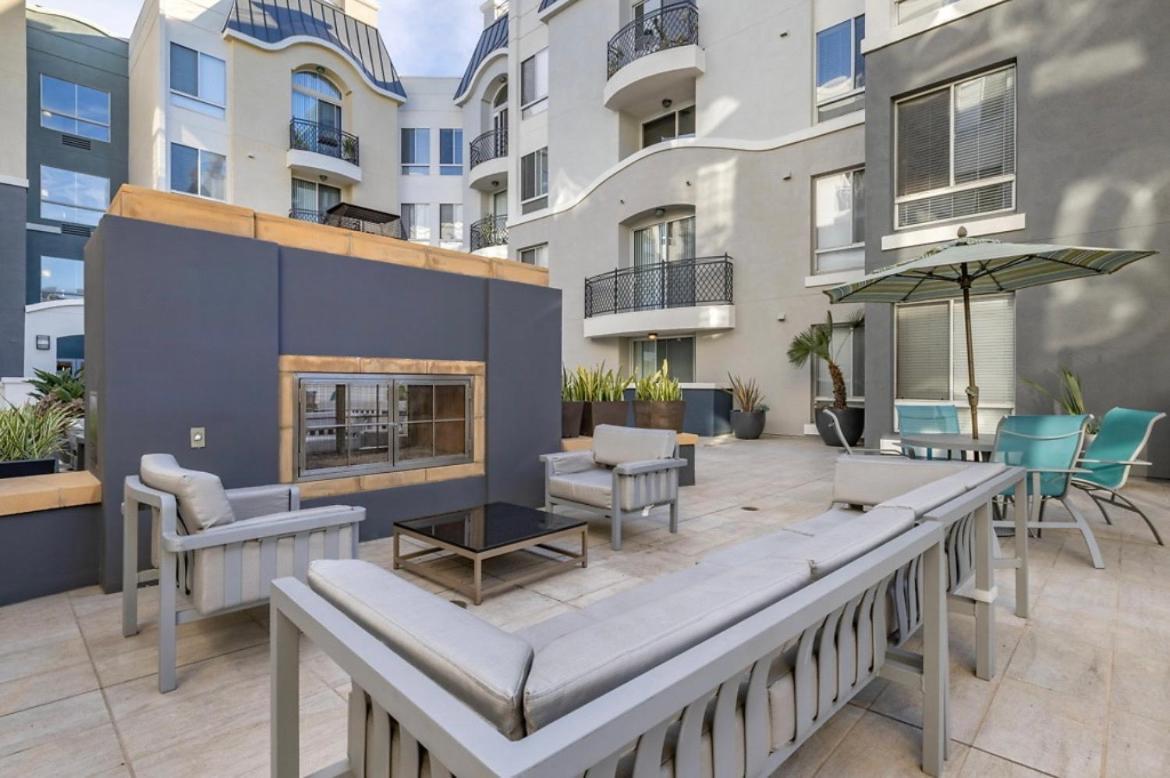 The Nest A Spacious 1 Bedroom Apartment With A Pool View Los Angeles Luaran gambar